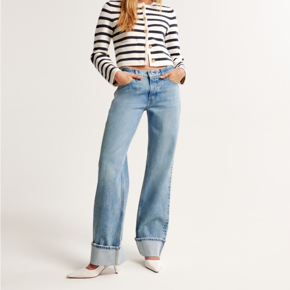 Abercrombie Low Rise Baggy Jeans